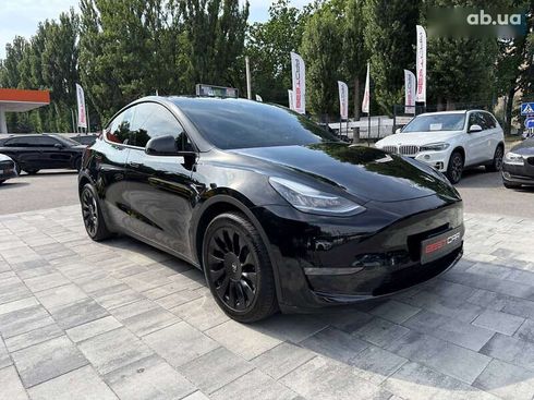 Tesla Model Y 2021 - фото 9