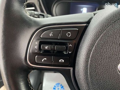 Kia Niro 2020 - фото 11