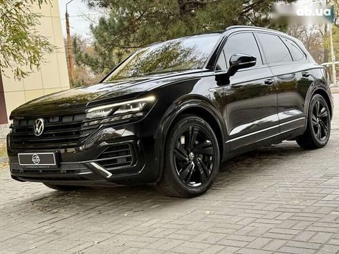 Volkswagen Touareg 2022 - фото 3