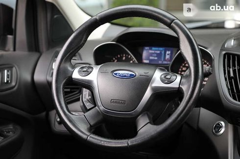 Ford Kuga 2015 - фото 12