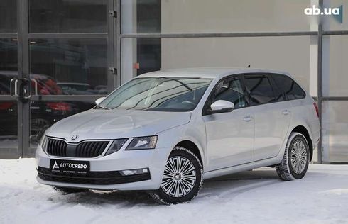 Skoda Octavia 2017 - фото 3