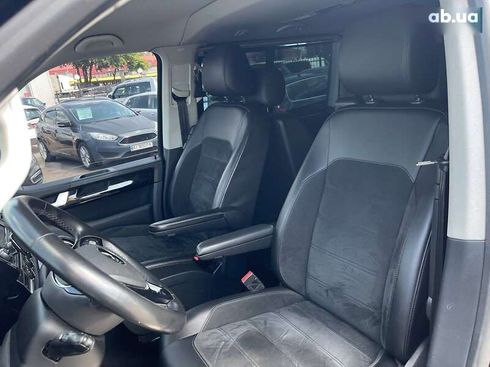 Volkswagen Multivan 2019 - фото 20