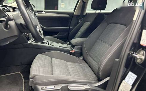 Volkswagen Passat 2021 - фото 8