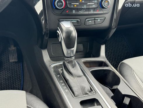 Ford Escape 2019 черный - фото 28