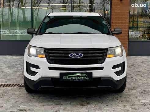 Ford Explorer 2017 - фото 7