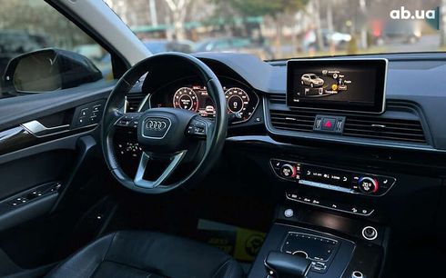 Audi Q5 2017 - фото 26