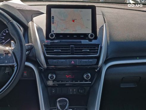 Mitsubishi Eclipse Cross 2022 черный - фото 5