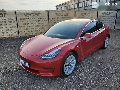 Tesla Model 3 2020 - фото 23