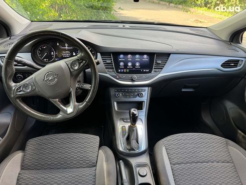 Opel Astra 2022 черный - фото 18