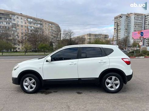 Nissan Qashqai 2010 - фото 8