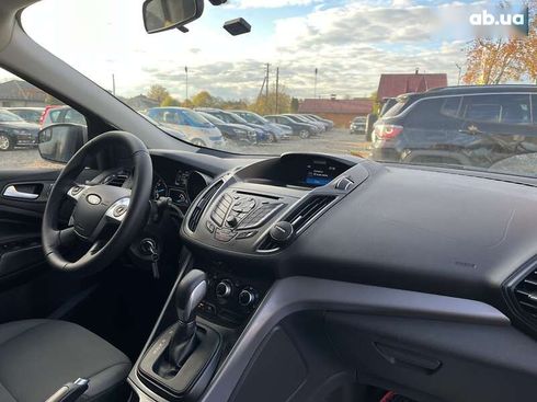 Ford Escape 2016 - фото 16