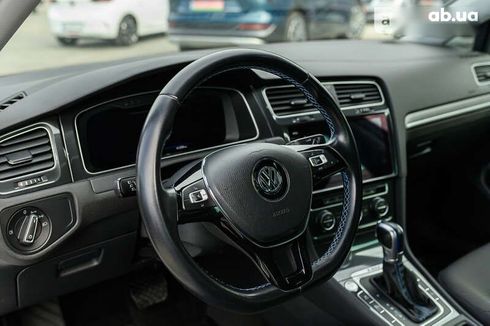 Volkswagen e-Golf 2019 - фото 23