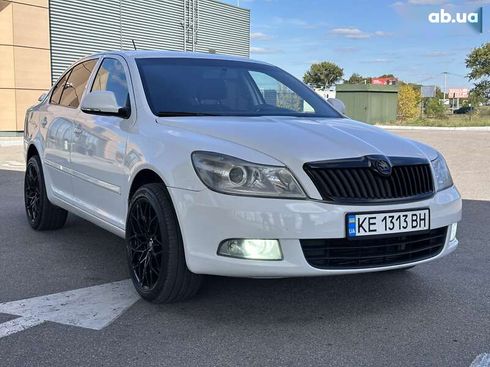 Skoda Octavia 2012 - фото 3