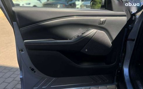 Ford Mustang Mach-E 2022 - фото 9