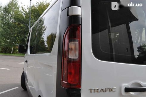 Renault Trafic 2017 - фото 12