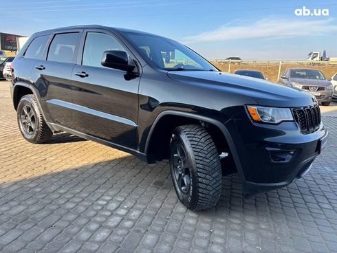 Jeep Grand Cherokee 2016 черный - фото 3