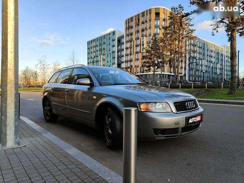 Audi A4 2004 - фото 28