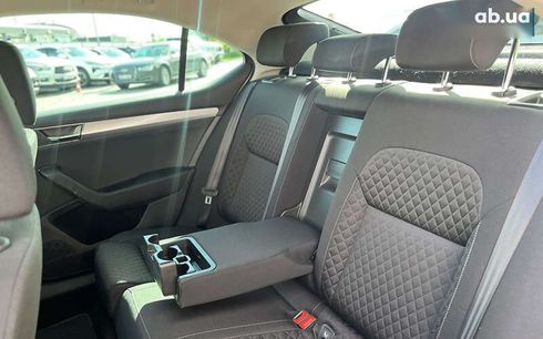 Skoda Superb 2023 - фото 15