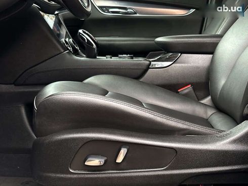 Cadillac XT6 2021 - фото 20