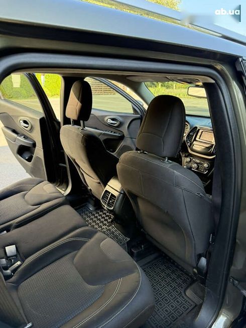 Jeep Cherokee 2015 - фото 19