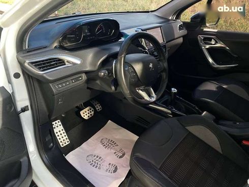 Peugeot 2008 2015 - фото 9