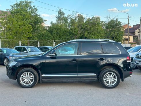 Volkswagen Touareg 2008 черный - фото 8