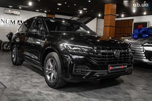 Volkswagen Touareg 2019 - фото 10