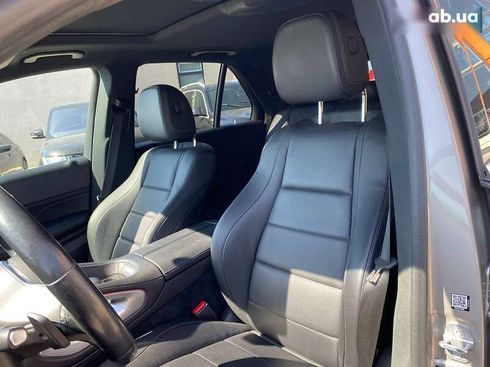 Mercedes-Benz GLE-Class 2019 - фото 21