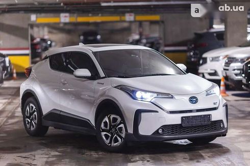 Toyota C-HR 2021 - фото 2