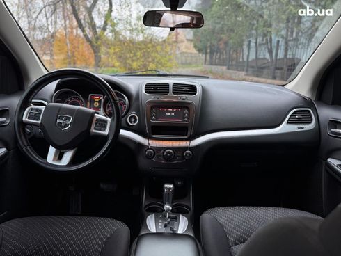 Dodge Journey 2017 красный - фото 102