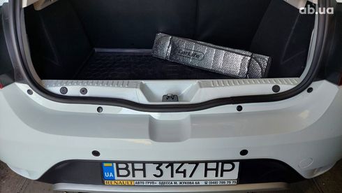 Renault Sandero Stepway 2017 белый - фото 7