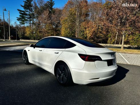 Tesla Model 3 2021 белый - фото 6