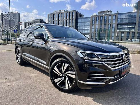 Volkswagen Touareg 2022 - фото 2