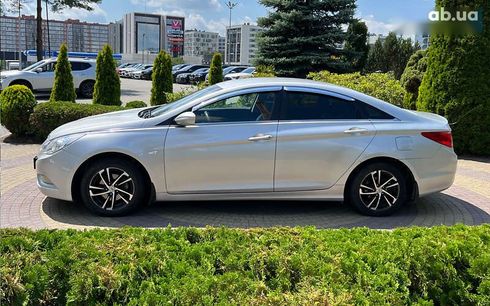 Hyundai Sonata 2011 - фото 4
