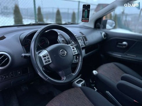 Nissan Note 2010 - фото 20