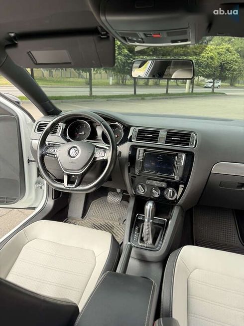 Volkswagen Jetta 2016 - фото 17
