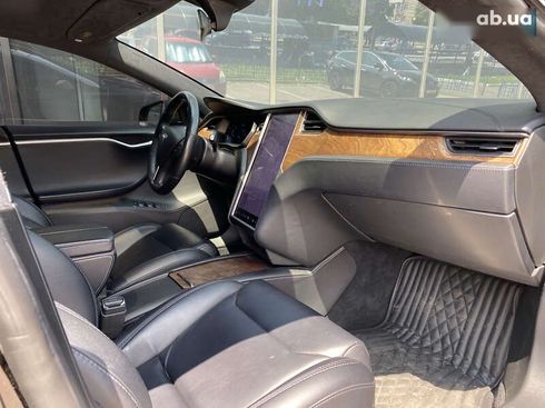 Tesla Model S 2018 - фото 9