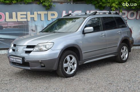 Mitsubishi Outlander 2005 серый - фото 2