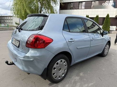 Toyota Auris 2008 - фото 5