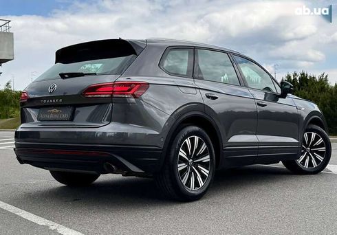 Volkswagen Touareg 2021 - фото 13