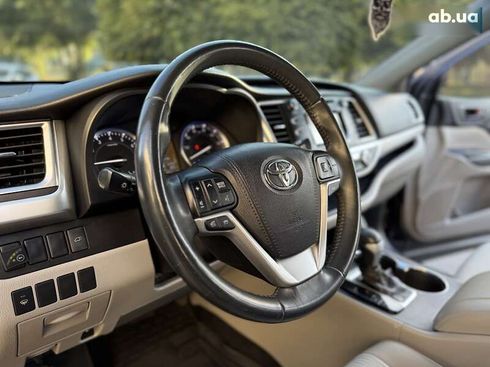 Toyota Highlander 2015 - фото 19