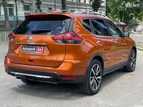 Nissan Rogue 2017 оранжевый - фото 7