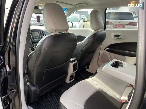 Jeep Compass 2017 - фото 23