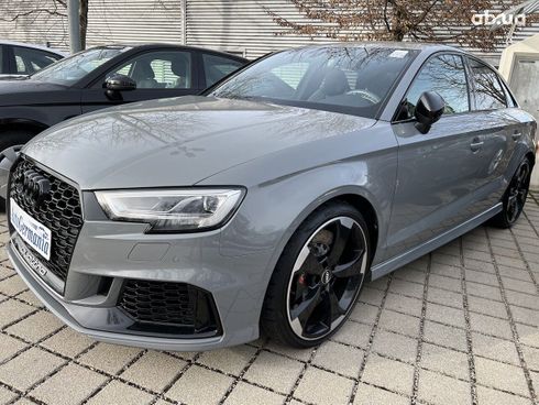 Audi RS 3 2021 - фото 27