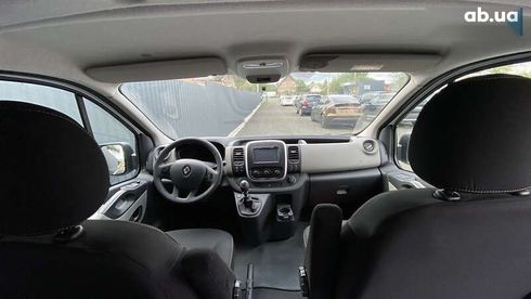 Renault Trafic 2016 - фото 27