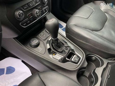 Jeep Cherokee 2018 - фото 18