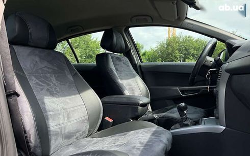 Opel Astra 2012 - фото 9