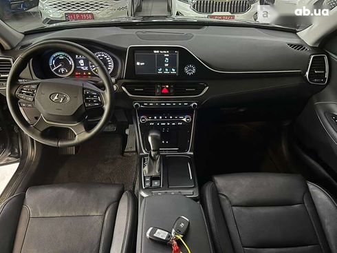 Hyundai Grandeur 2019 - фото 15