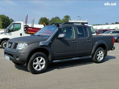 Nissan Navara 2006 черный - фото 2