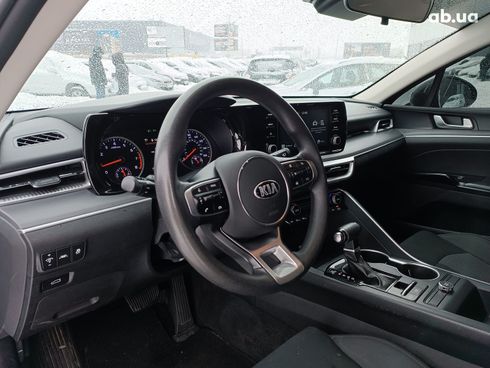 Kia K5 2020 серый - фото 27